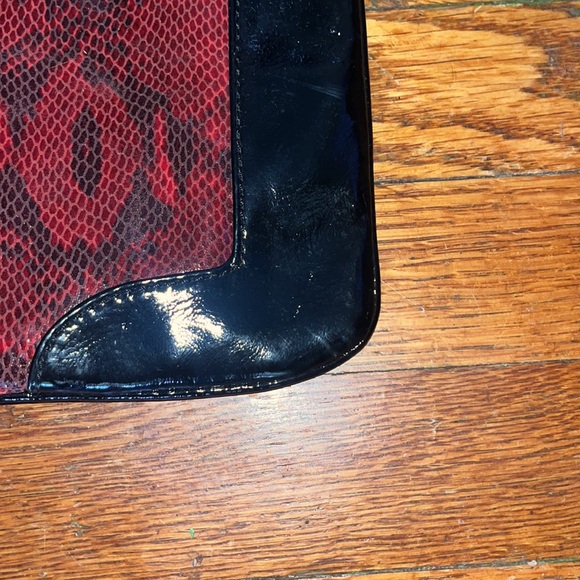 Kate Landry Red Snakeskin Tote with black Patent Leather tote - Picture 3 of 8